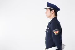 警備員の年収は？おもな仕事や年収アップを目指す方法、働くメリットなども解説