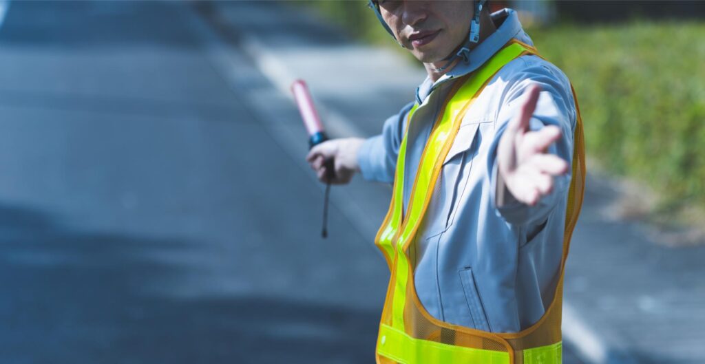 高速道路警備員の仕事内容は？やりがいや働く前に知っておきたいポイントも